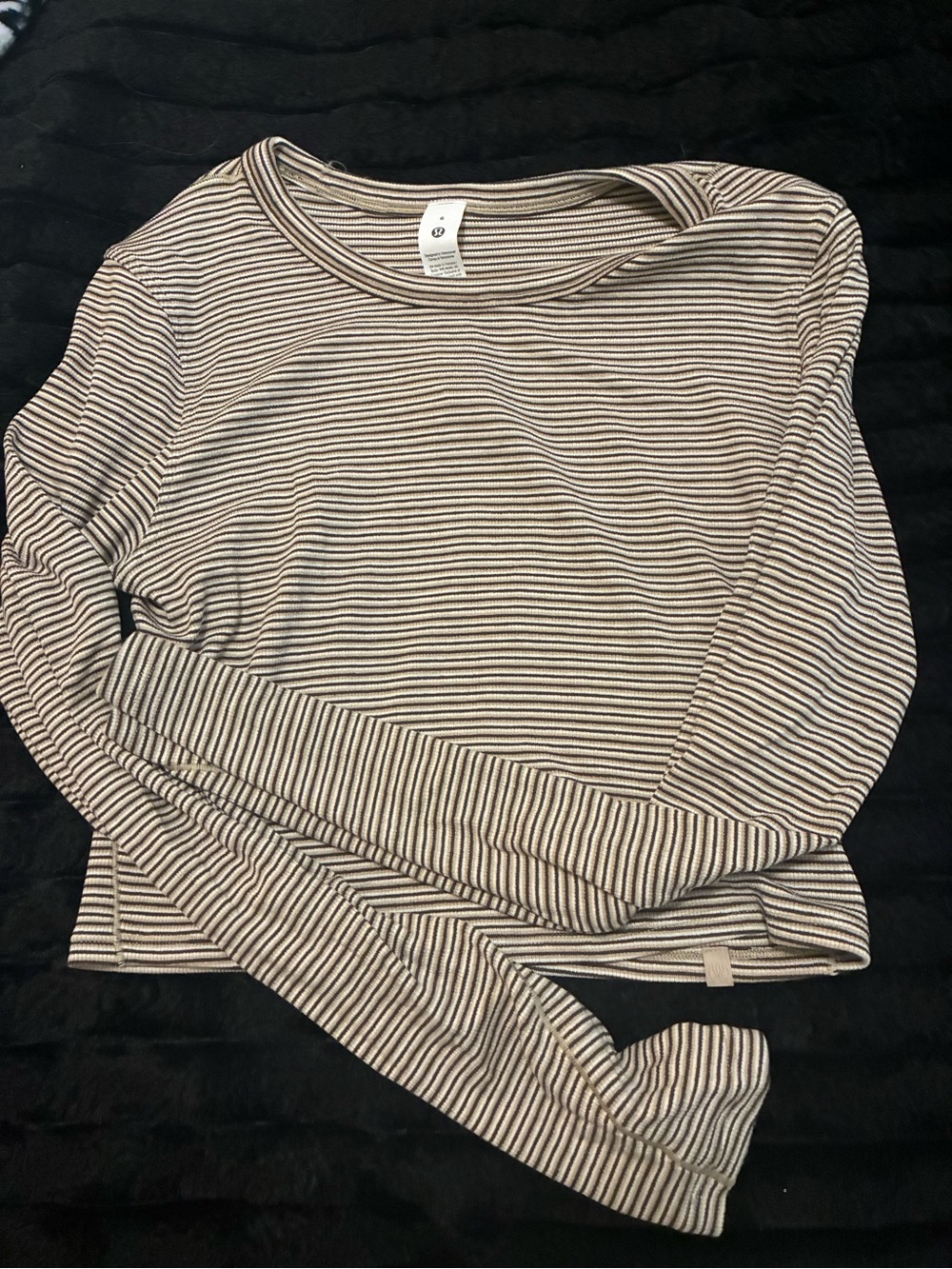 Striped lulu Long-Sleeve Crewneck Top - Black & Cream